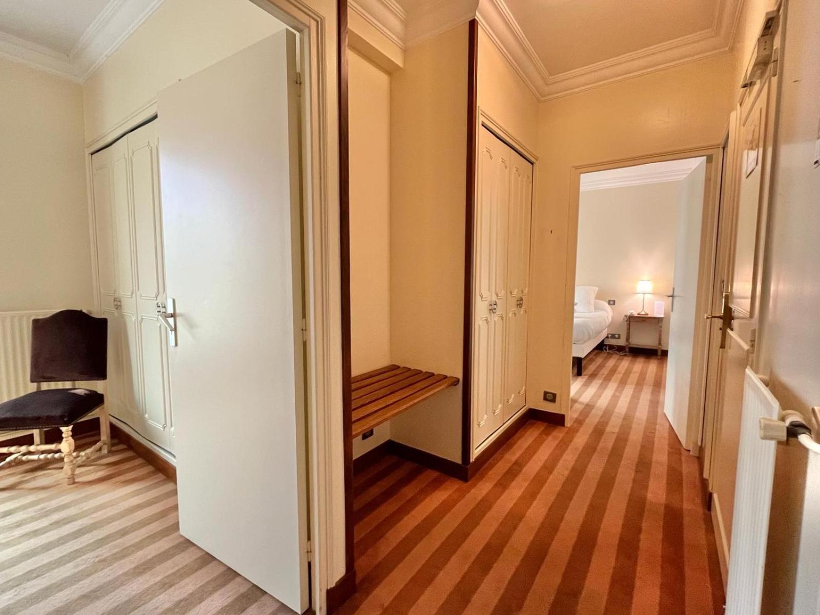 Logis Hotel Le Rivage Gien Bagian luar foto