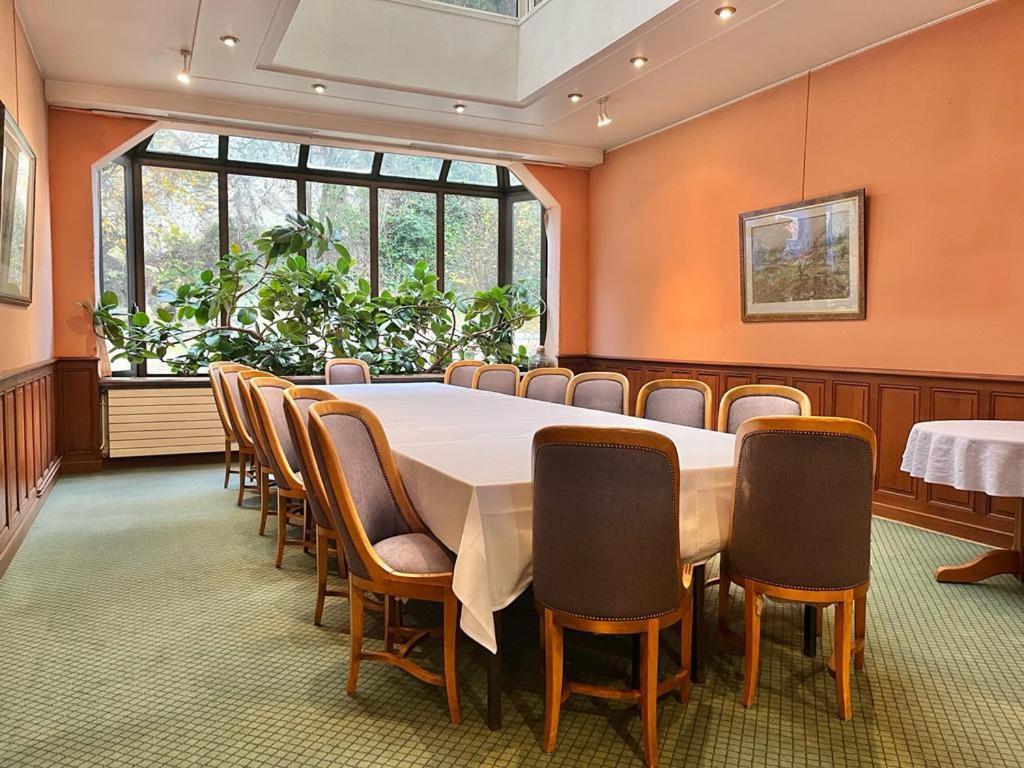 Logis Hotel Le Rivage Gien Bagian luar foto